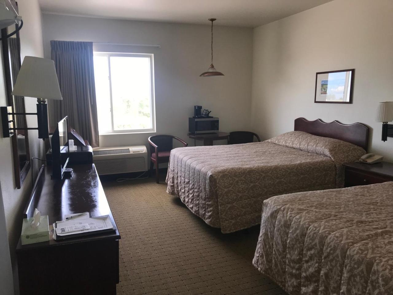 Montgomery Gasthof Amish Village Inn מראה חיצוני תמונה